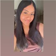 Profesora titulada en Lengua y Literatura Española y Máster de Profesorado, con experiencia trabajando en instituto de Murcia dando lengua y literatura, pero puedo dar otras materias como inglés, francés, latín